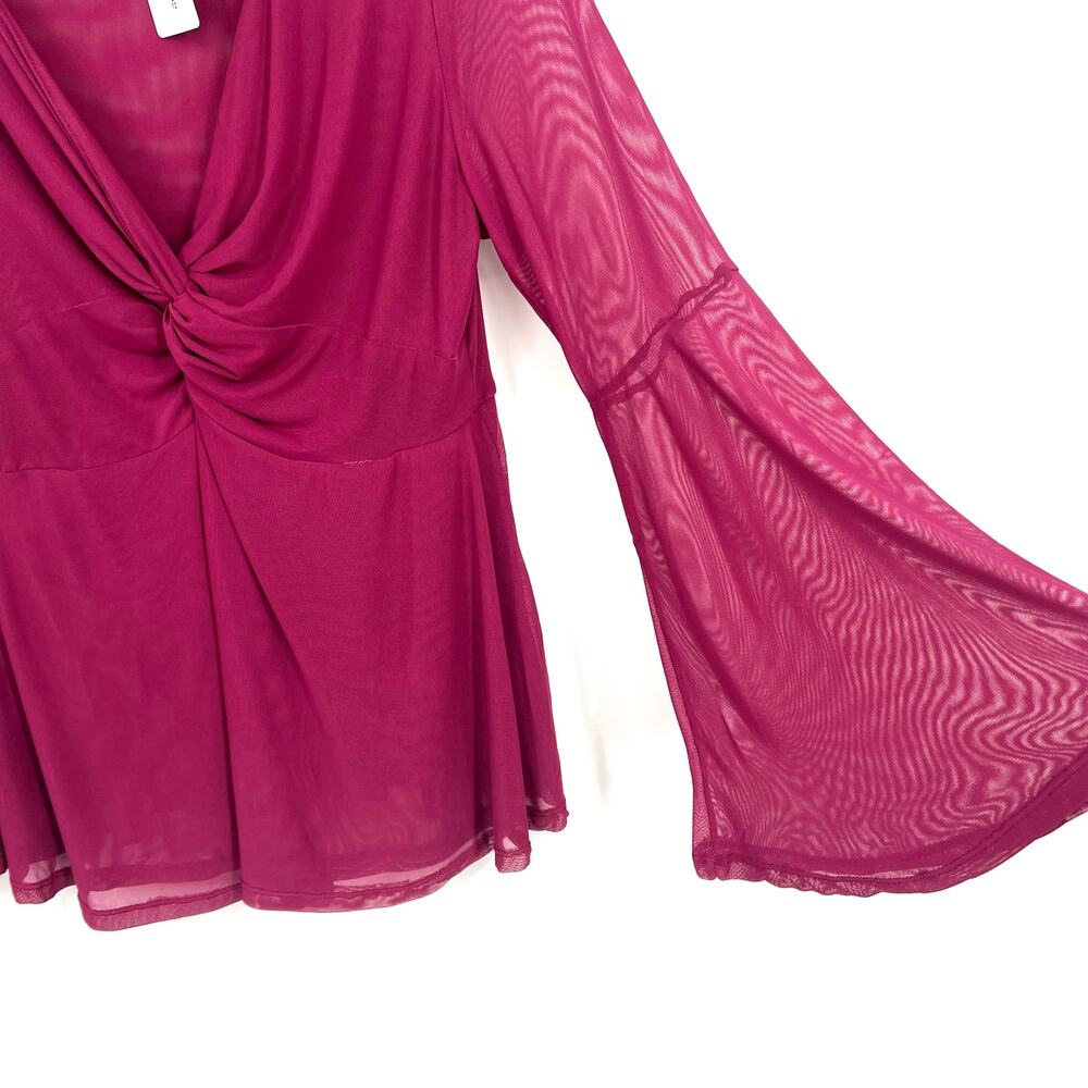 NEW NWT Torrid Size 0 Large 12 Magenta Pink Blouse Shirt Top Bell Sleeve - Picture 2 of 8